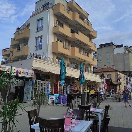 Casa de hóspedes Drazhev